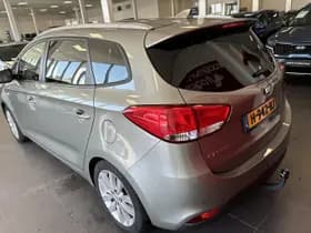 Kia Carens thumbnail 18