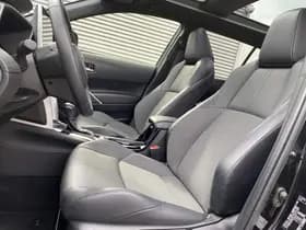 Toyota Corolla-cross thumbnail 80