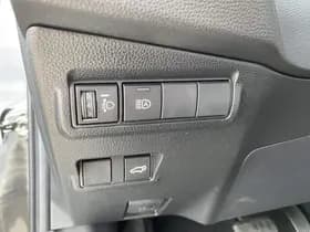 Toyota Corolla-cross thumbnail 83