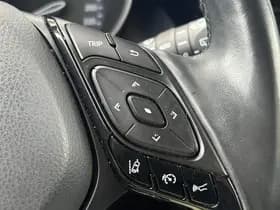 Toyota C-hr thumbnail 54