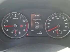 Kia Stonic thumbnail 32