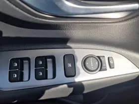 Kia Stonic thumbnail 33