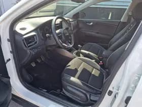 Kia Stonic thumbnail 52