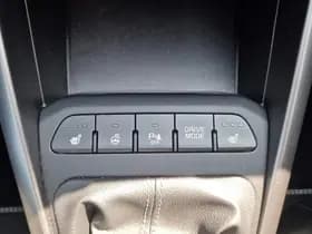 Kia Stonic thumbnail 58