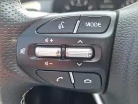 Kia Stonic thumbnail 61