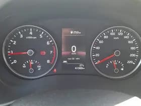 Kia Stonic thumbnail 69