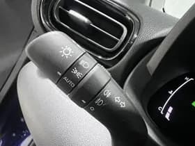 Toyota Yaris thumbnail 13