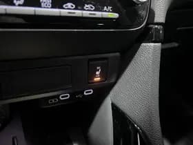 Toyota Yaris thumbnail 25