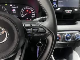 Toyota Yaris thumbnail 41