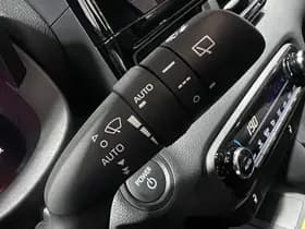 Toyota Yaris thumbnail 42