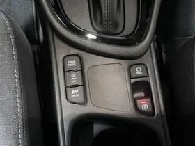 Toyota Yaris thumbnail 48