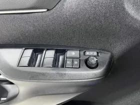 Toyota Yaris thumbnail 49