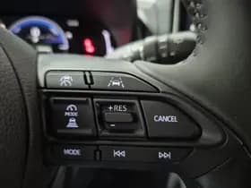 Toyota Yaris-cross thumbnail 21