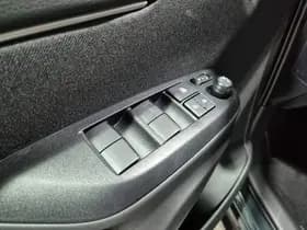 Toyota Yaris-cross thumbnail 75