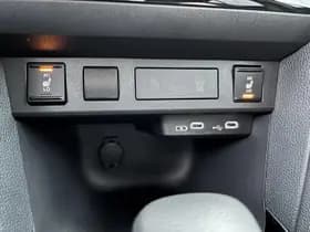 Toyota Yaris-cross thumbnail 24