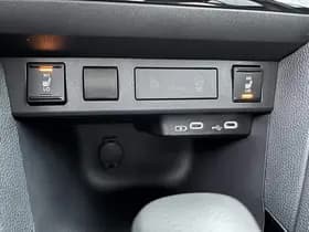 Toyota Yaris-cross thumbnail 70