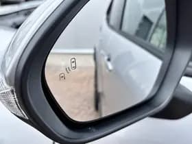 Toyota Yaris-cross thumbnail 79