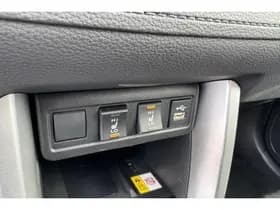 Toyota Corolla-cross thumbnail 20