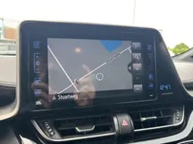 Toyota C-hr thumbnail 14