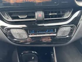 Toyota C-hr thumbnail 17