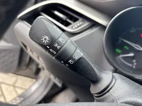 Toyota C-hr thumbnail 38