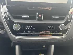 Toyota Corolla-cross thumbnail 20