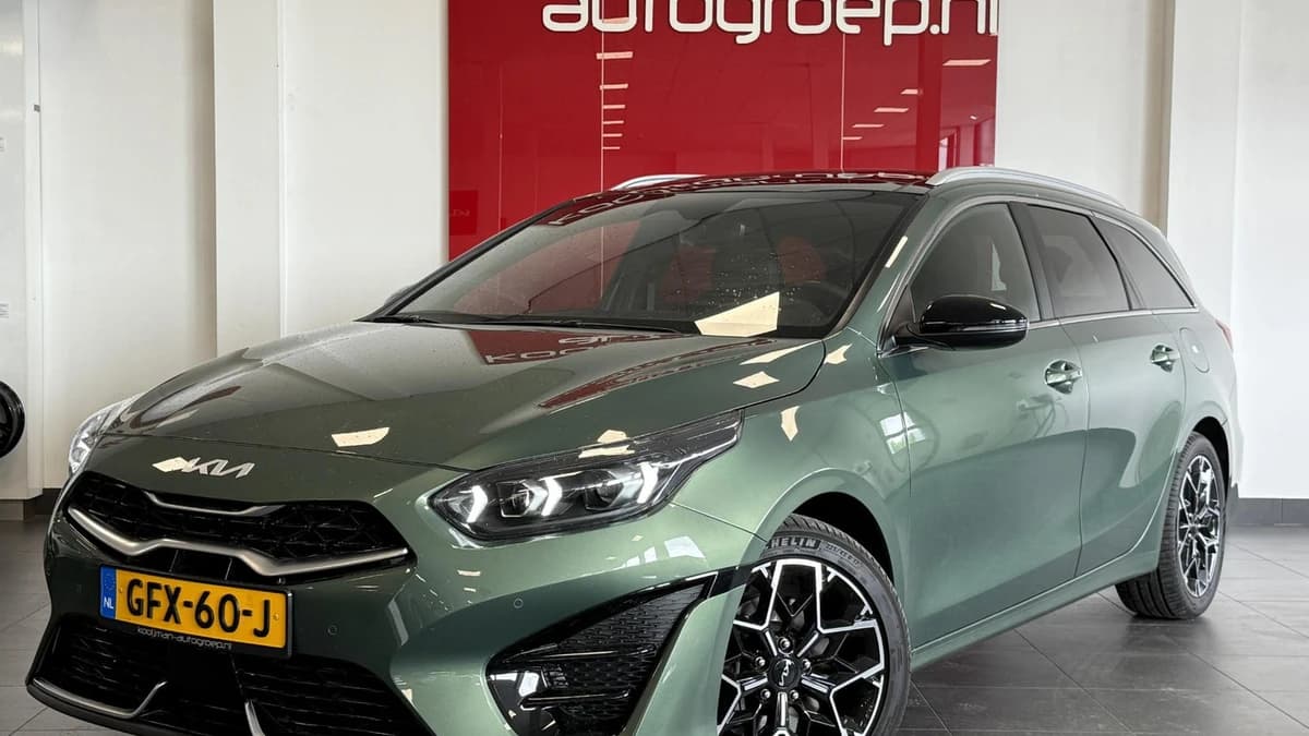 Kia Ceed-sportswagon — foto 1