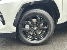 Toyota Rav4 thumbnail 9