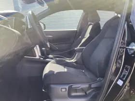 Toyota Corolla-cross thumbnail 24