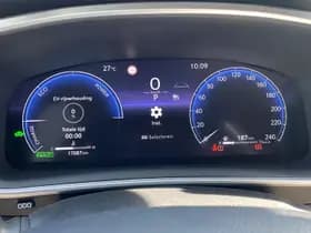 Toyota Corolla-cross thumbnail 26