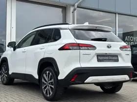 Toyota Corolla-cross thumbnail 11