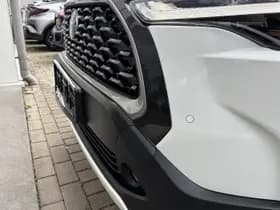 Toyota Corolla-cross thumbnail 41