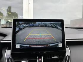 Toyota Corolla-cross thumbnail 10