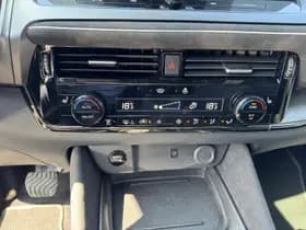 Nissan Qashqai thumbnail 24