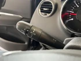 Peugeot 3008 thumbnail 6