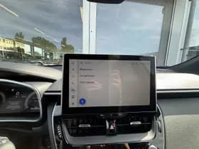 Toyota Corolla-cross thumbnail 14