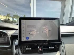 Toyota Corolla-cross thumbnail 17