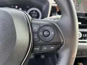 Toyota Corolla-cross thumbnail 20