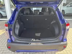 Toyota Corolla-cross thumbnail 54