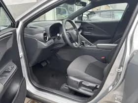 Toyota C-hr thumbnail 26