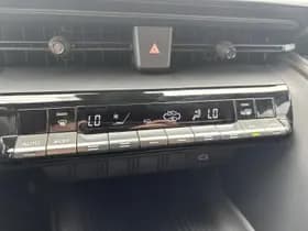 Toyota C-hr thumbnail 4