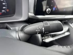 Toyota C-hr thumbnail 56