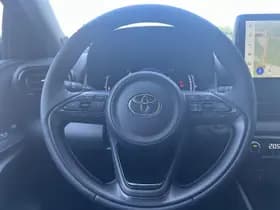 Toyota Yaris thumbnail 11