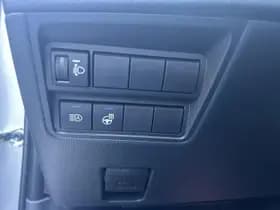 Toyota Yaris thumbnail 18