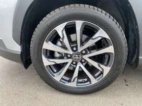 Toyota Corolla-cross thumbnail 14