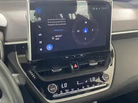 Toyota Corolla-cross thumbnail 17