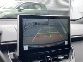 Toyota Corolla-cross thumbnail 9