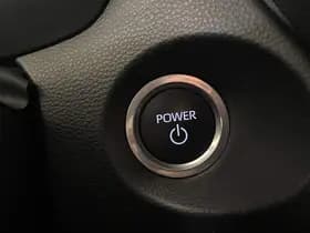 Toyota Corolla-cross thumbnail 81