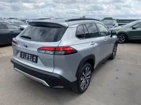 Toyota Corolla-cross thumbnail 10