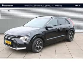 Toyota Corolla-cross thumbnail 100